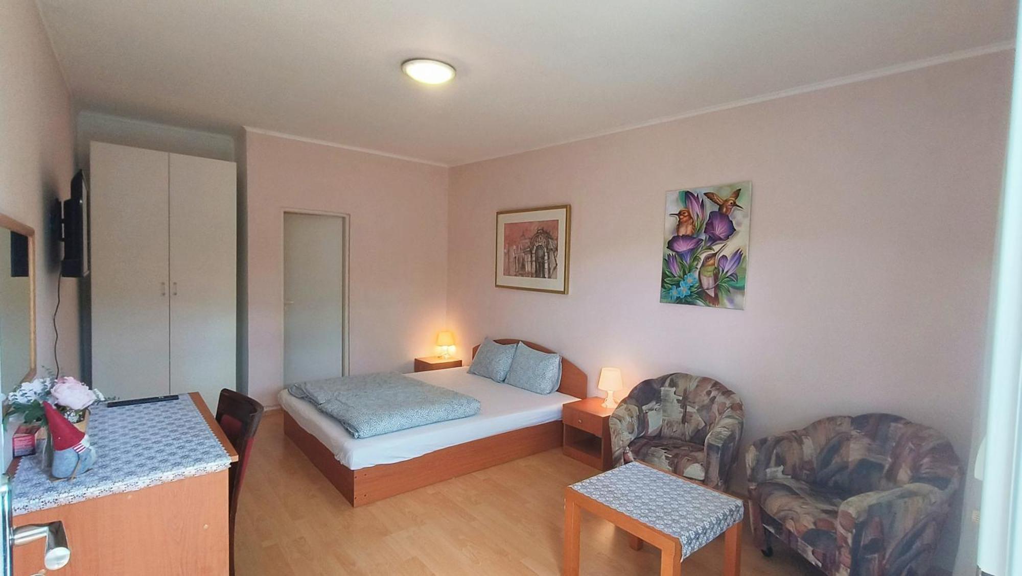 Cozy Room With Garden In 브라티슬라바 외부 사진